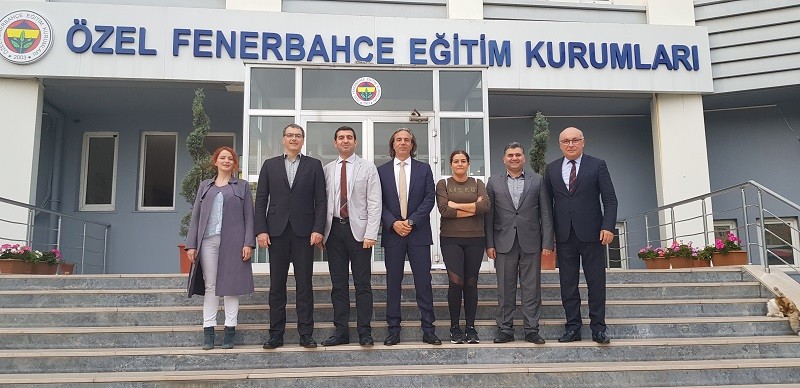 Damien Comolli ve heyeti okulumuzu ziyaret etti.